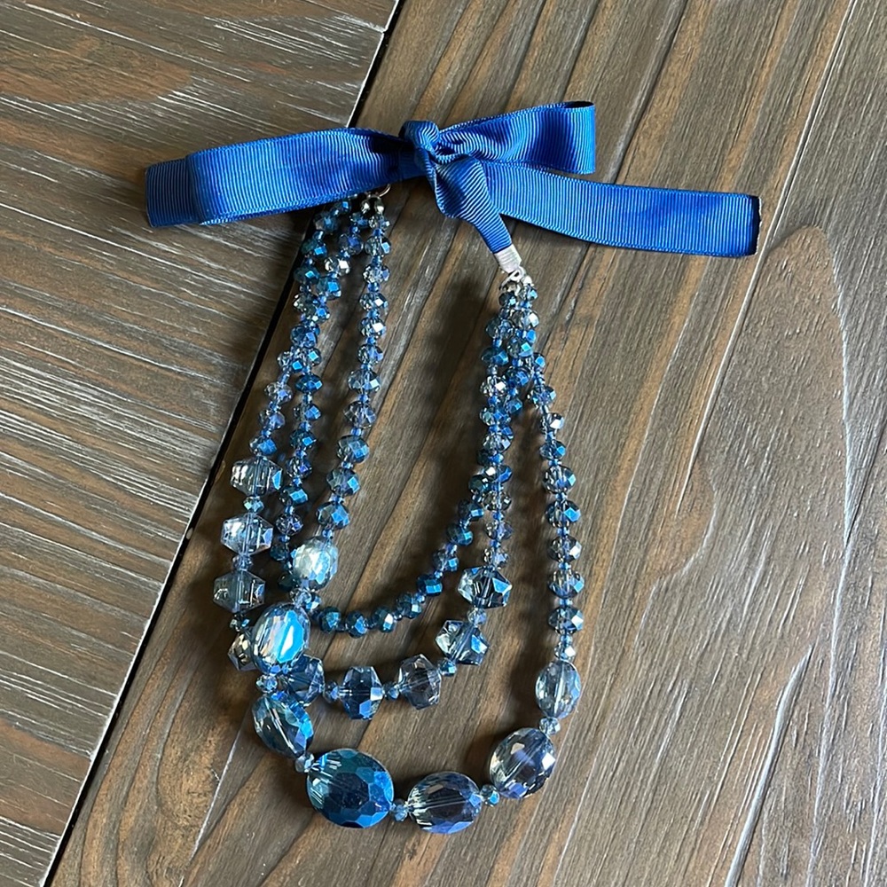 Statement necklace